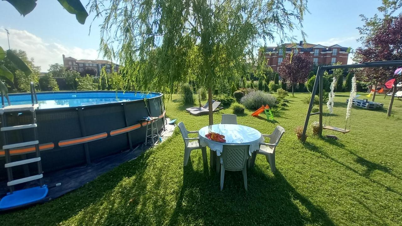Green Villa Rodna Skopje Ngoại thất bức ảnh