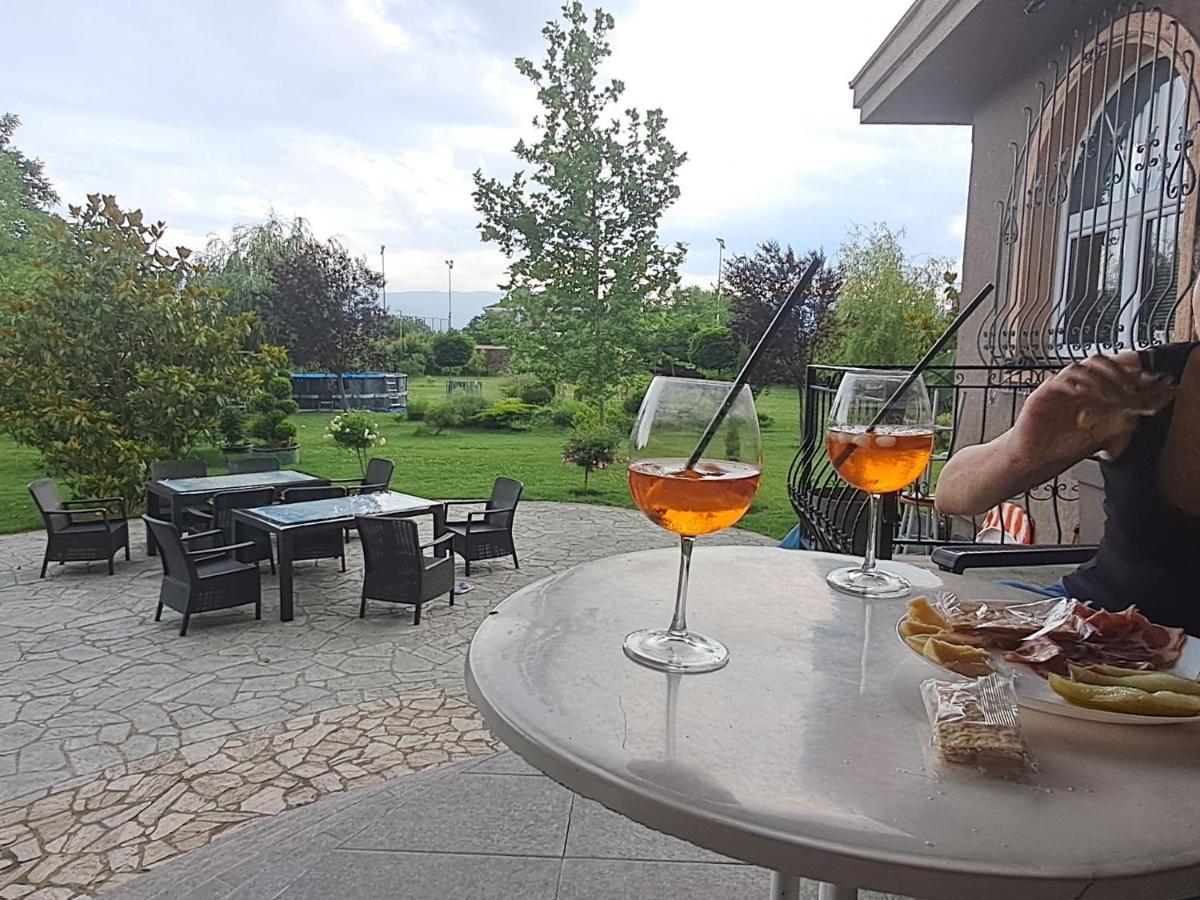 Green Villa Rodna Skopje Ngoại thất bức ảnh